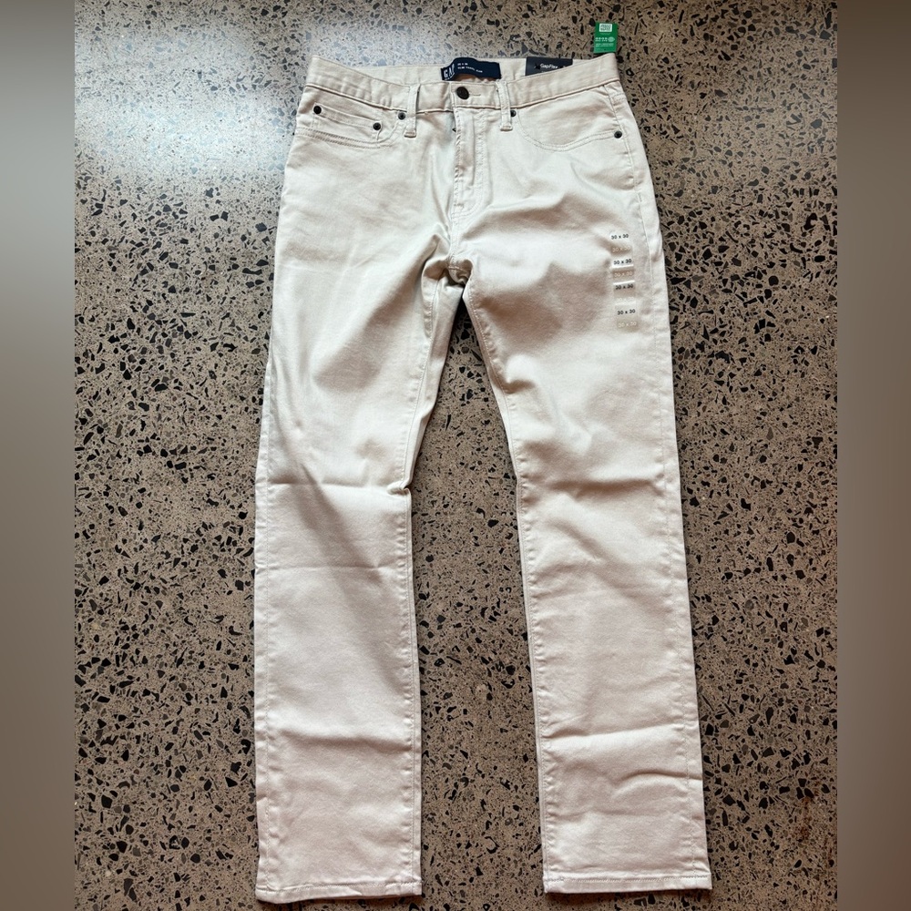 Gap slim traveler jeans beige size 30x30 NWT